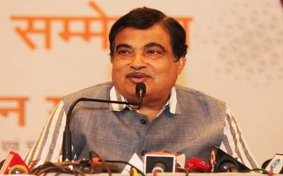 nitin gadkari 120180821164032_l